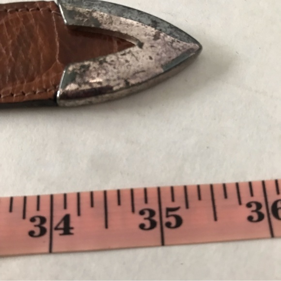 Streets Ahead Belt 19 Conchos Medallion Brown Leather Antiqued Silver Hardware M - Picture 12 of 13